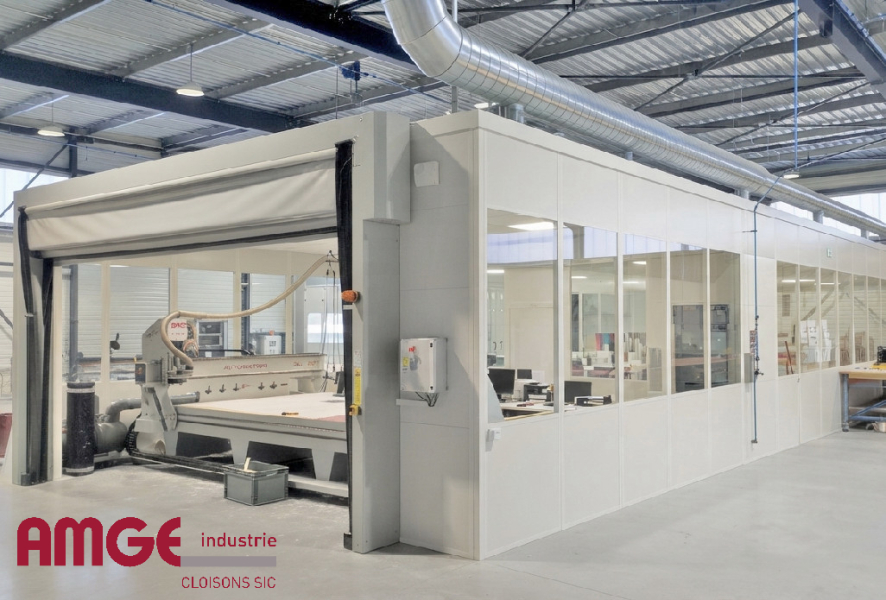 Cabine d'atelier grande dimensions avec porte rapide