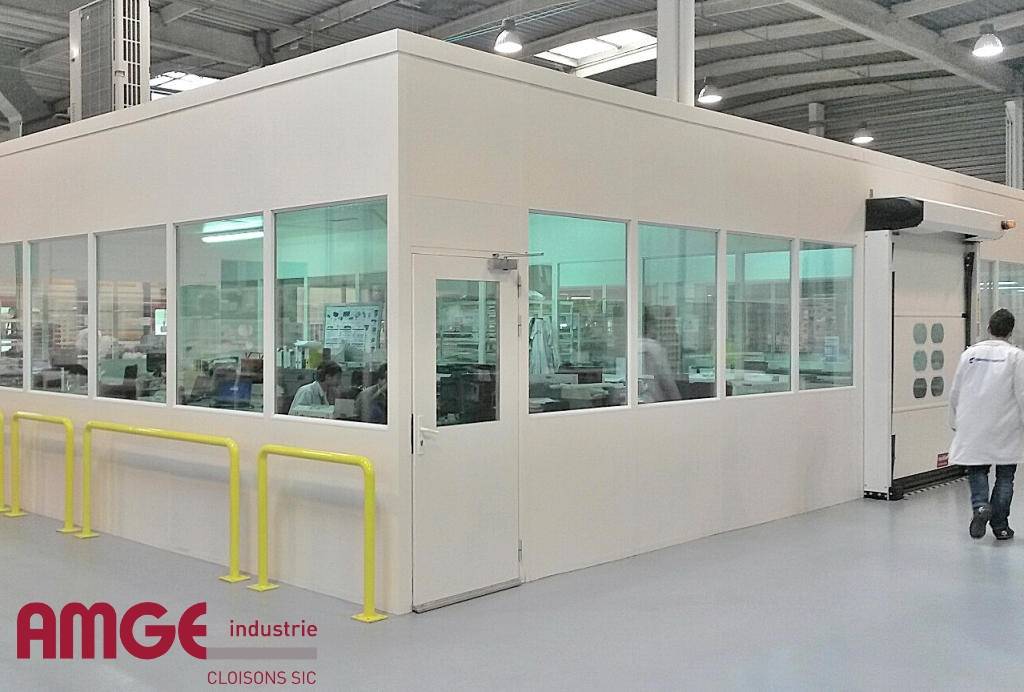 Cloison industrielle double paroi pour salle blanche sur mesure