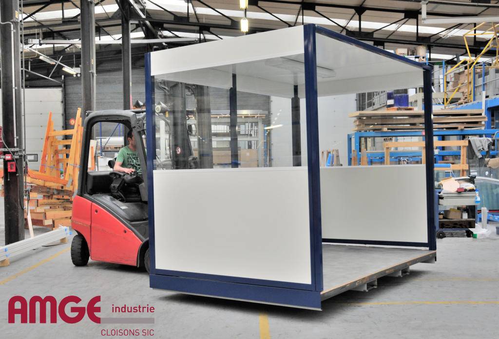 Construction modulaire montée dans les ateliers AMGE industrie