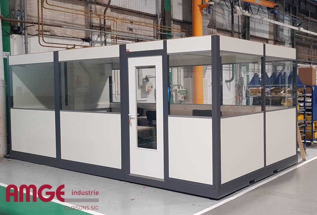 Cabine livrée en kit ou montée d'usine
