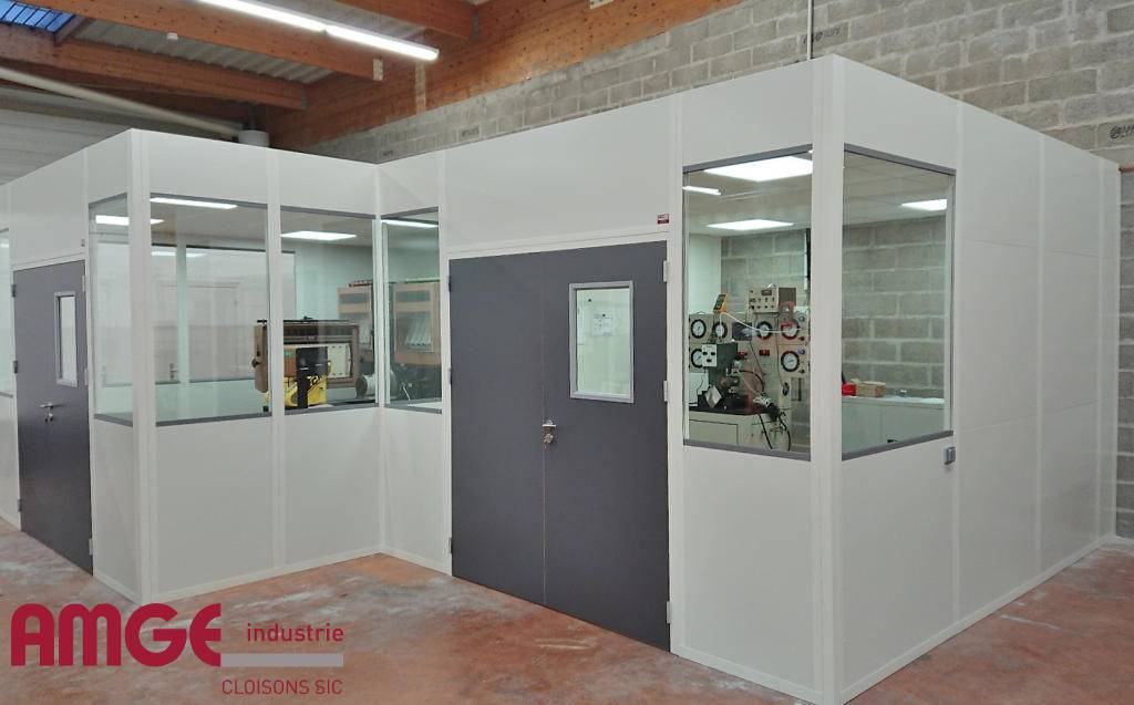 Cabine d'atelier personnalisée