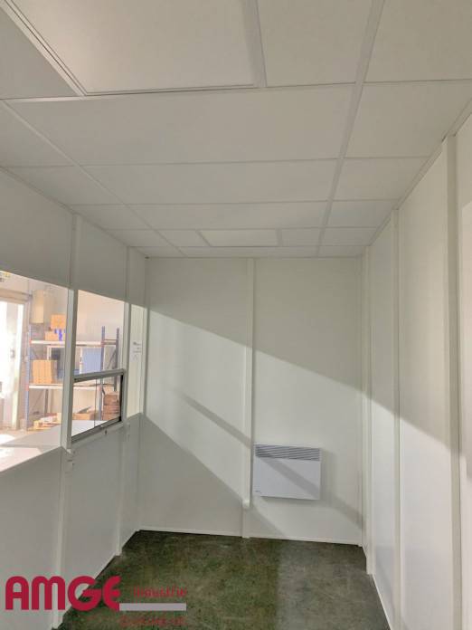 Bureau d'atelier modulaire